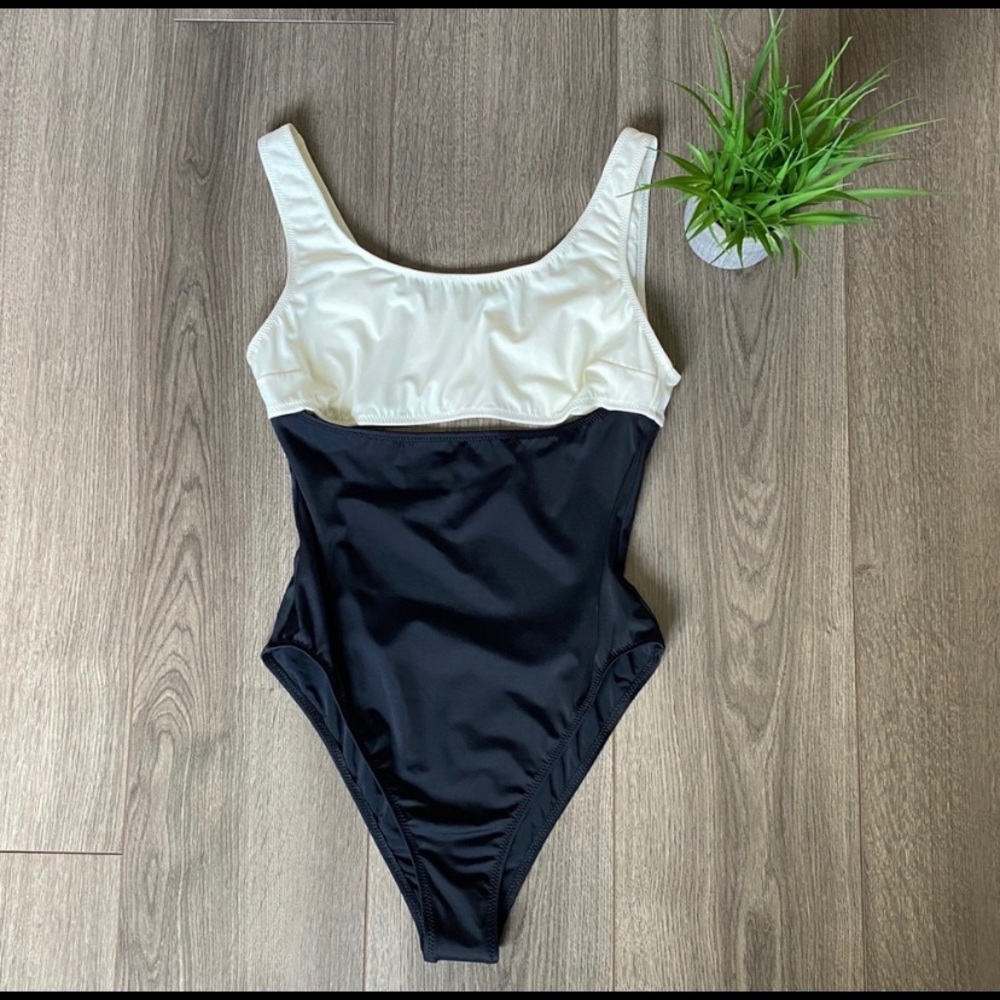 Solid & Striped The Natasha Cut-Out One-Piece Swim